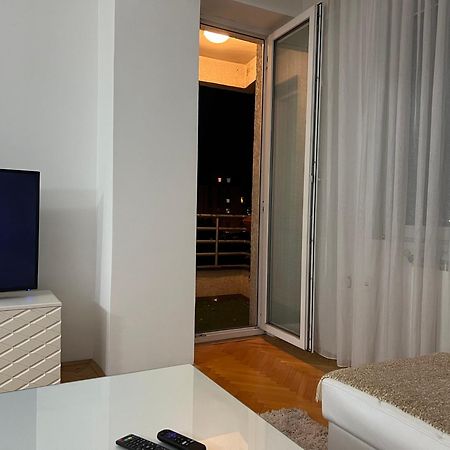 Karas Apartments Skopje Extérieur photo