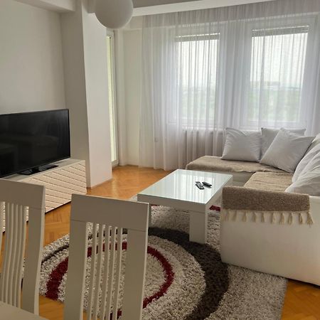 Karas Apartments Skopje Extérieur photo