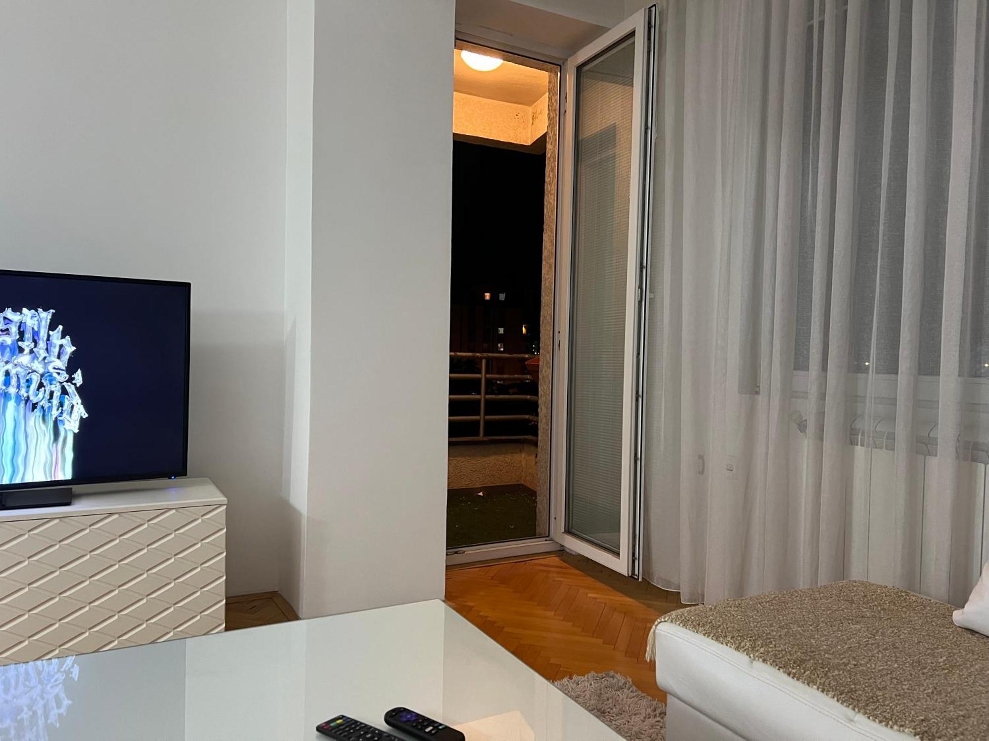 Karas Apartments Skopje Extérieur photo